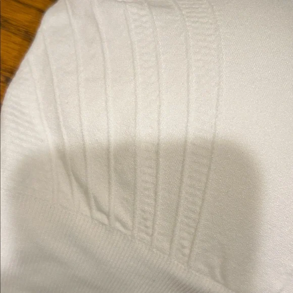 NWT Women's White and Teal Seamless Bras - Picture 2 of 4